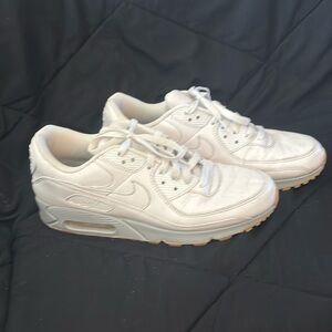 Men’s Nike AIR Size 11